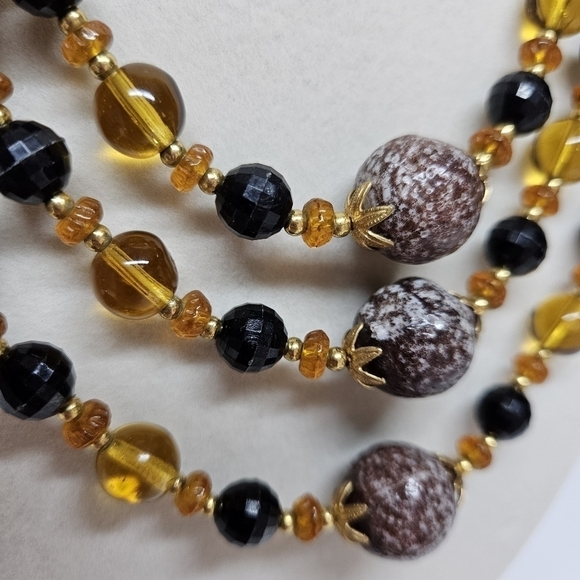 VINTAGE Glass and Plastic Beaded Three Strand Necklace - Picture 2 of 6